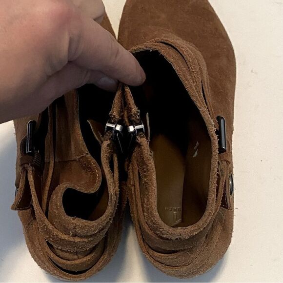 Marc Fisher Yatina Brown camel Leather suede Ankle Booties pointed toe -7.5M - Picture 11 of 13